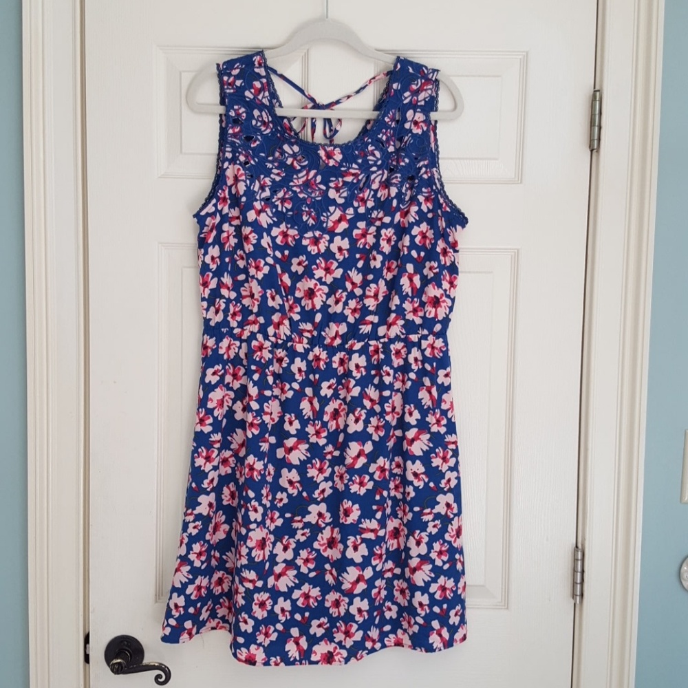 Market and Spruce Elody Embroidered dress